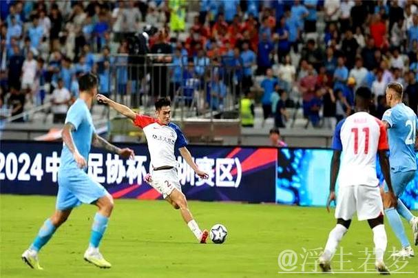 深圳新鹏城3-1击败上海申花:第14轮比赛集锦 深圳新鹏城3-1击败上海申花:第14轮比赛集锦